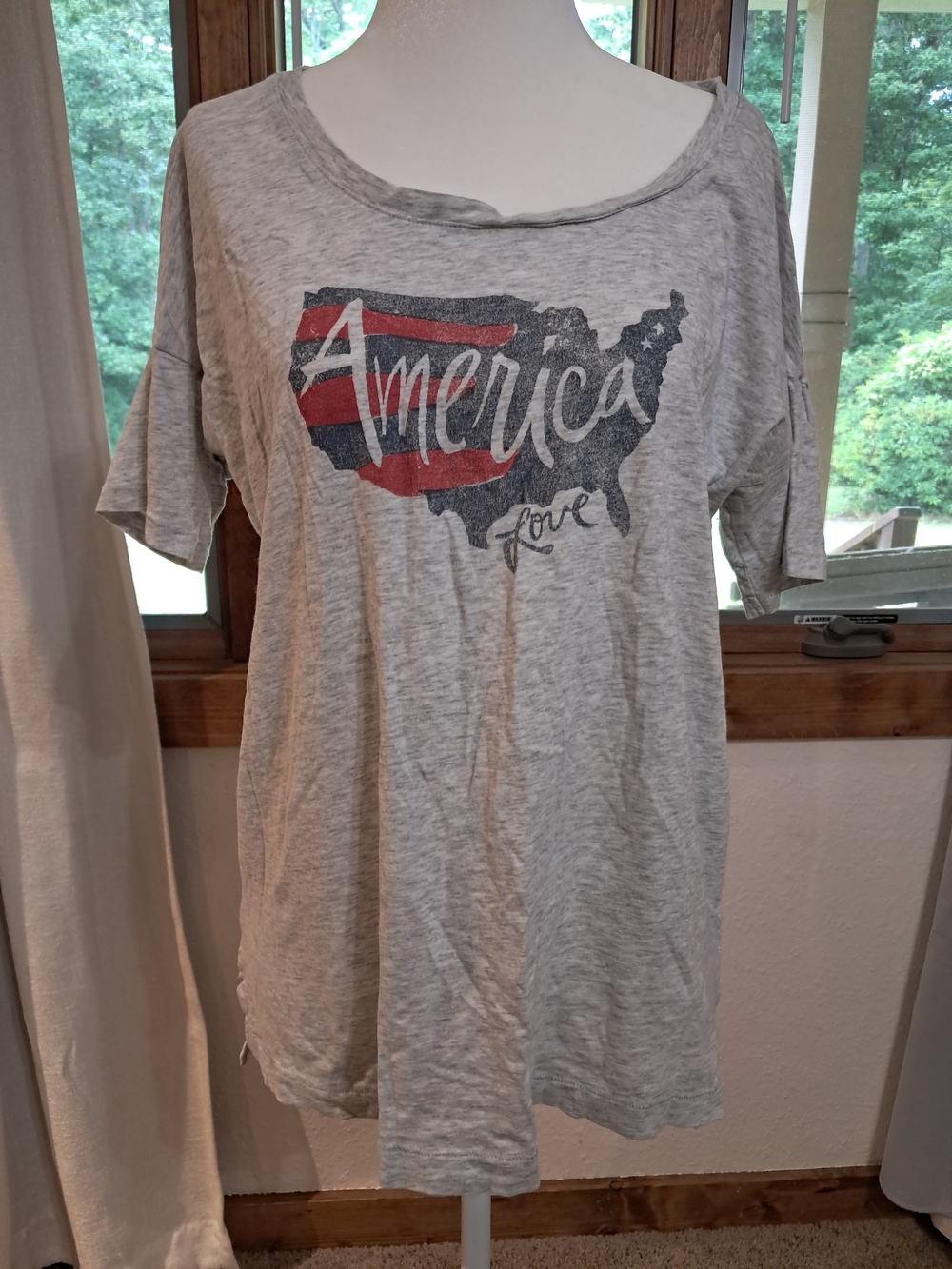 Old Navy America Graphic Scoop Neck Tee - Light Gray Small